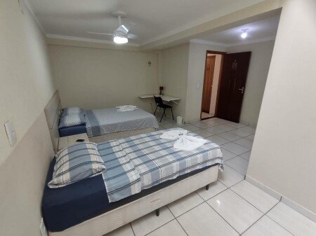 Pousada / Bed and breakfast 1 convidado, com jardim