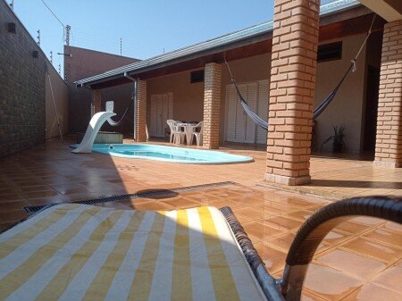 Casa 1 quarto, com piscina