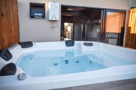 Casa 1 convidado, com jacuzzi