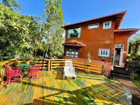 Casa 1 quarto, com jardim