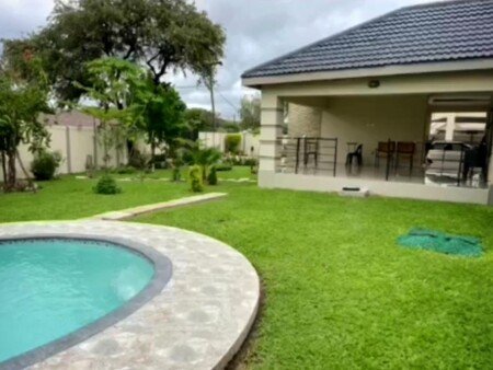 Bed and breakfast 3 guests, with pool