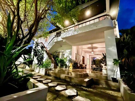 Apartment 4 guests, with garden