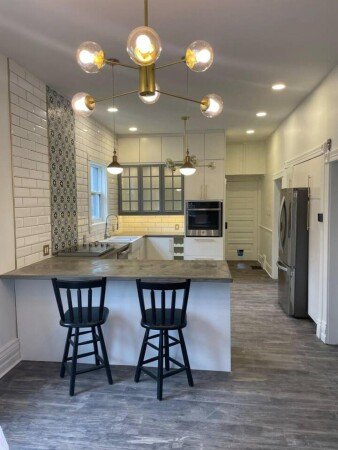 House 7 guests, with garden