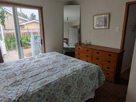 House 8 guests, with air conditioning