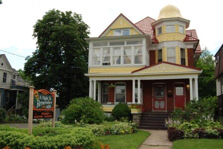 Bed and breakfast with jacuzzi