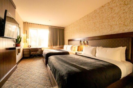 Hotel with jacuzzi