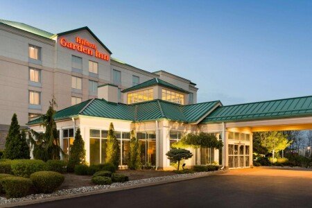 Hotel with jacuzzi