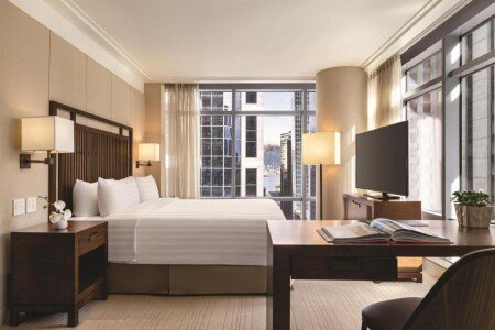 Hotel with jacuzzi