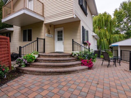 House 3 bedrooms, with garden