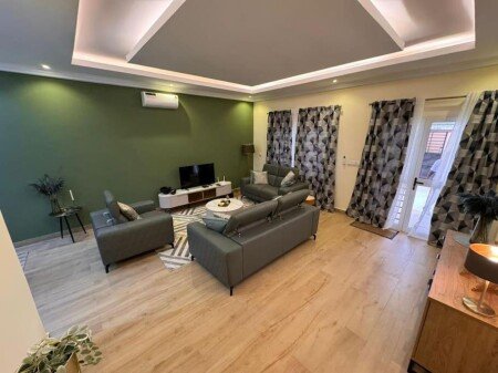 Appartement 2 chambres, avec jardin