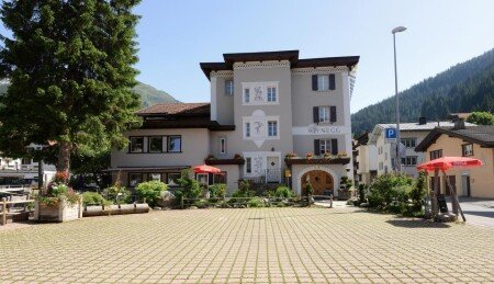 Hotel con giardino
