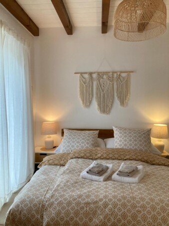 Bed and breakfast 4 voyageurs, avec piscine