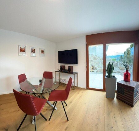 Wohnung 2 Schlafzimmer, mit Garten