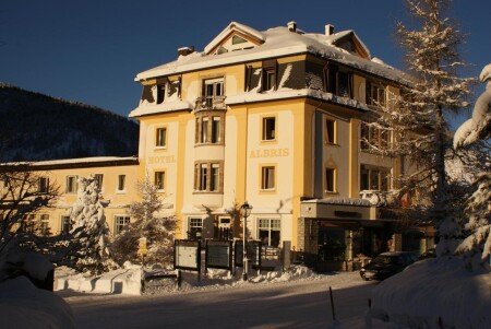 Hotel con giardino