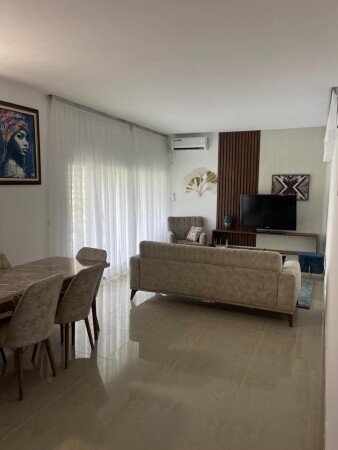 Wohnung 3 Schlafzimmer, mit Klimaanlage
