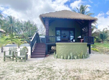 Villa 2 guests, with pool