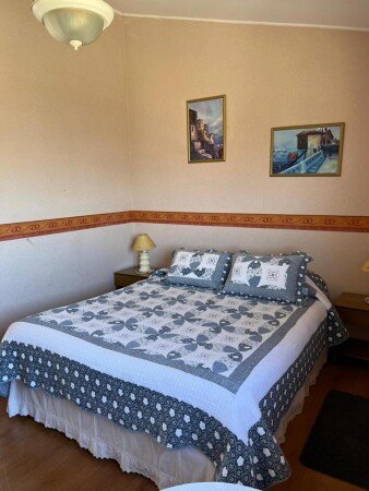 Hostal 4 huéspedes, con jardín