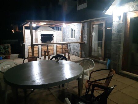 Casa 4 habitaciones, con aparcamiento