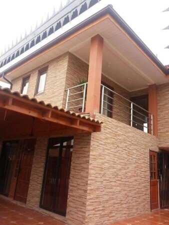 Casa 3 habitaciones, con aire acondicionado