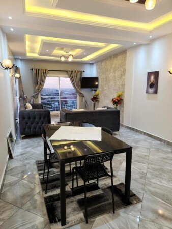 Apartamento 2 habitaciones, con jardín