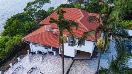 Villa 4 bedrooms, with garden