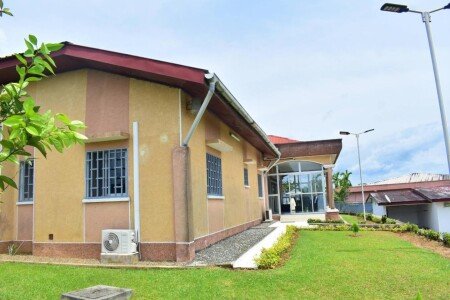 Villa 4 bedrooms, with garden
