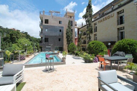 Aparthotel 8 ospiti, con piscina