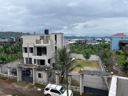 Villa 3 chambres, avec jardin