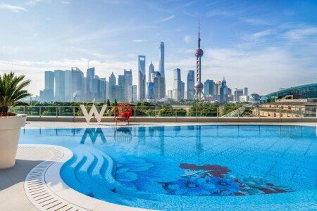 Hotel with jacuzzi