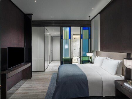 Hotel with jacuzzi