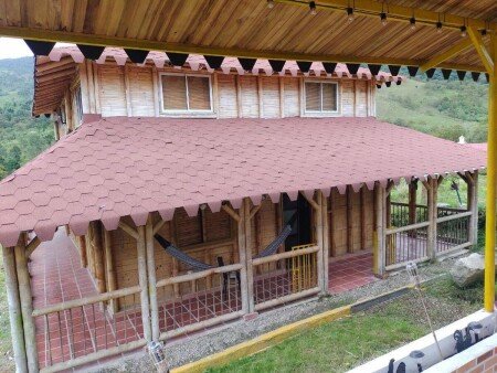 Casa 1 habitación, con jardín