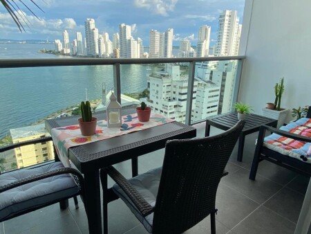 Apartamento 4 huéspedes, con jacuzzi