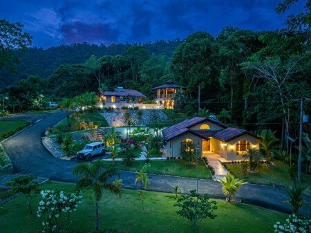 Villa 6 guests, with pool