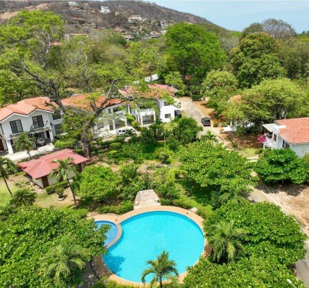 Villa 3 chambres, avec piscine