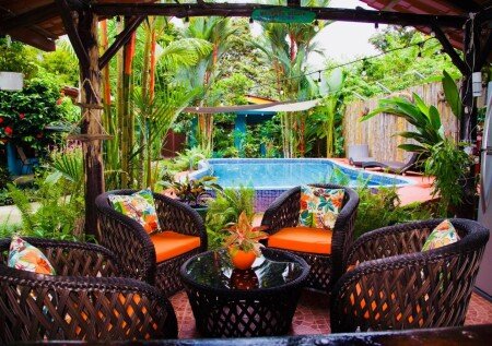 Hotel con piscina