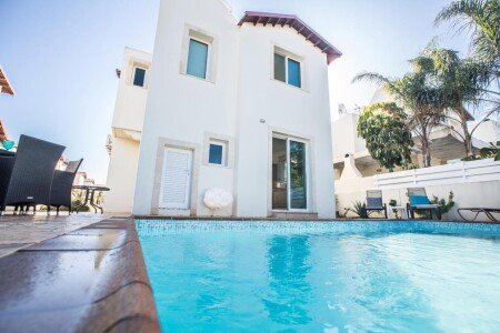 Villa 3 bedrooms, with pool