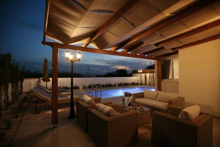 Villa 3 bedrooms, with pool
