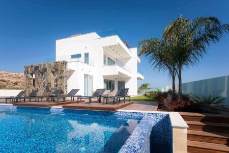 Villa 4 bedrooms, with pool