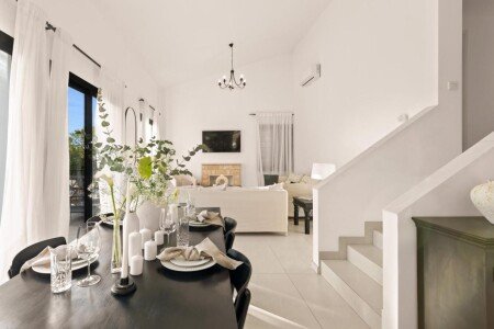 House 2 bedrooms, with pool