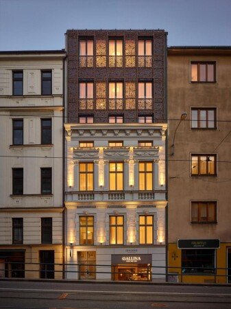 Hotel with air conditioning