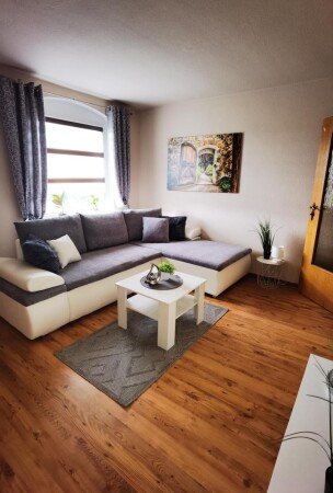 Wohnung 1 Schlafzimmer, mit Garten