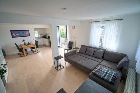 Wohnung 2 Schlafzimmer, mit Frühstück