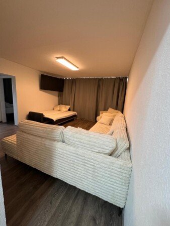 Wohnung 1 Schlafzimmer, mit Klimaanlage