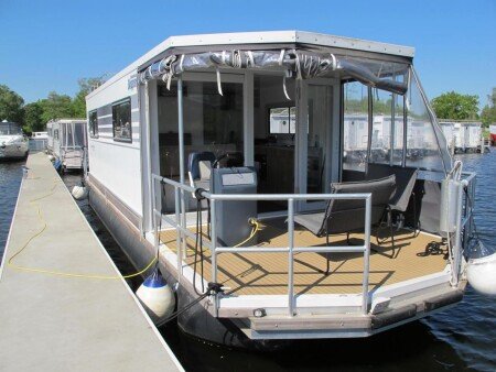 Boat 1 bedroom, with parking