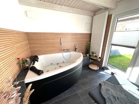 Wohnung 1 Schlafzimmer, mit Whirlpool