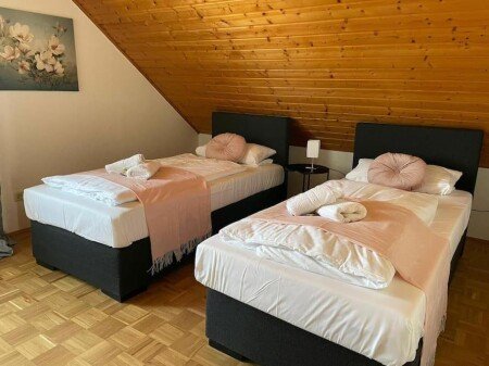Wohnung 3 Schlafzimmer, mit Frühstück