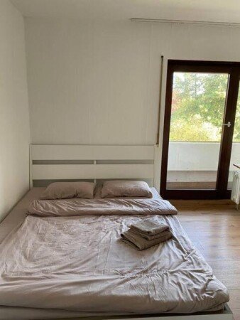 Wohnung 1 Schlafzimmer, mit Parkplatz