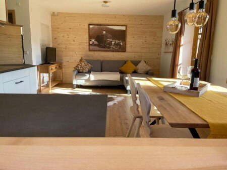 Wohnung 2 Schlafzimmer, mit Parkplatz