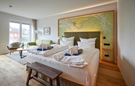 Hotel mit Pool