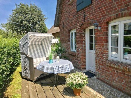 Wohnung 2 Schlafzimmer, mit Garten